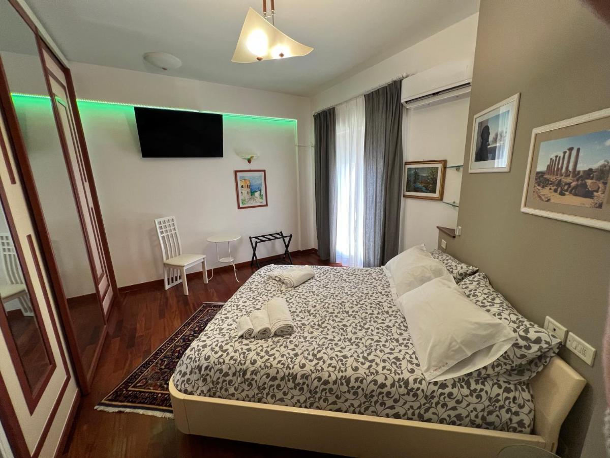 Il Sorriso Di Liu' Hotel Agrigento Kültér fotó